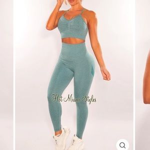 Hot Miami styles 2 pieces workout set . Butt lift leggings in sea green
